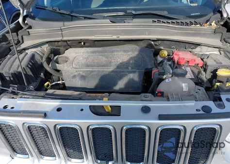 2018 Jeep Renegade Limited 4X4 из США, поврежденный, VIN ZACCJBDB1JPH43926